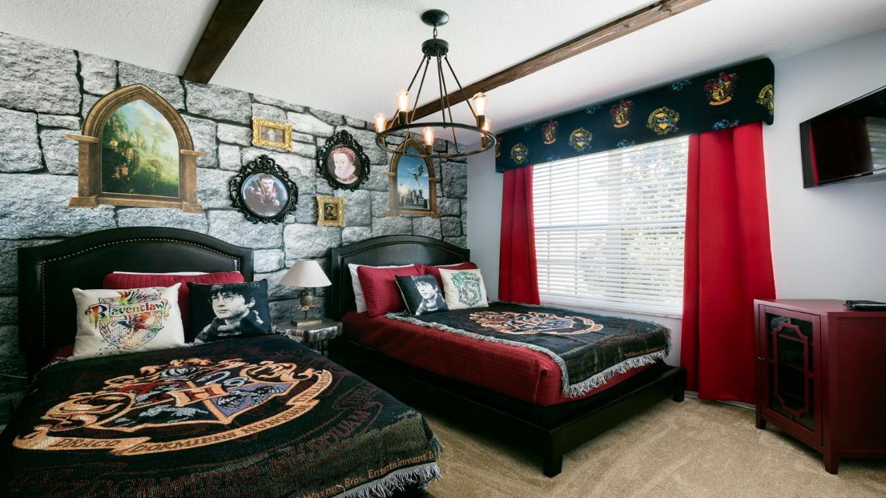 Holiday home & Star Wars Haven: 6br, Pool & Game Room! Orlando