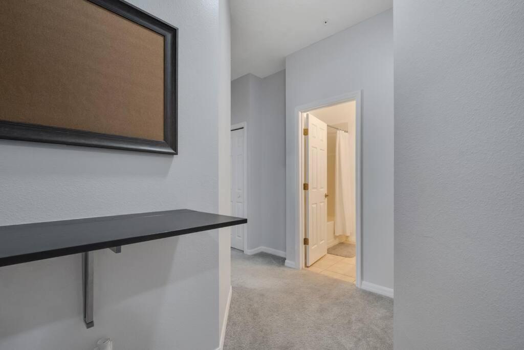 Pool, Family-friendly - World Class, Modern Apartment *