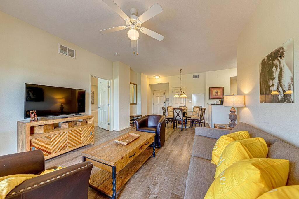 Exquisite 3 Bdr Minutes To Apartment Orlando