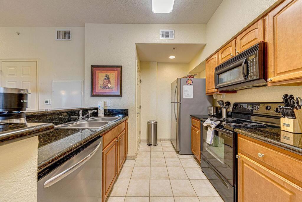 Apartment Exquisite 3 Bdr Minutes To