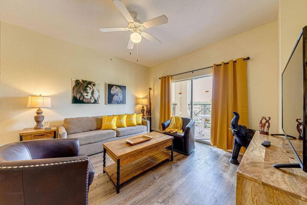 Exquisite 3 Bdr Minutes To Apartment *