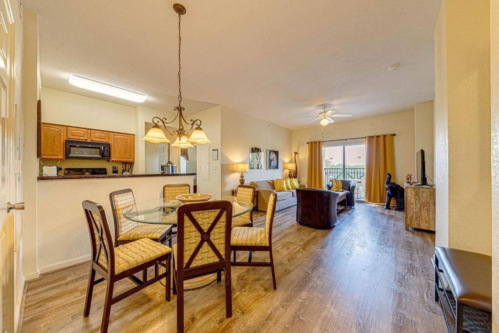 Exquisite 3 Bdr Minutes To Apartment Orlando