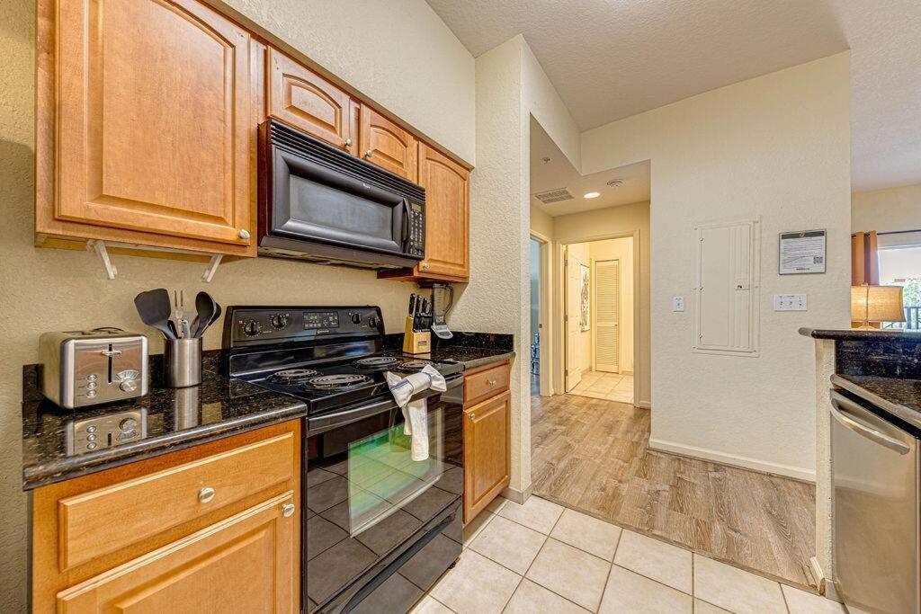 Apartment Exquisite 3 Bdr Minutes To