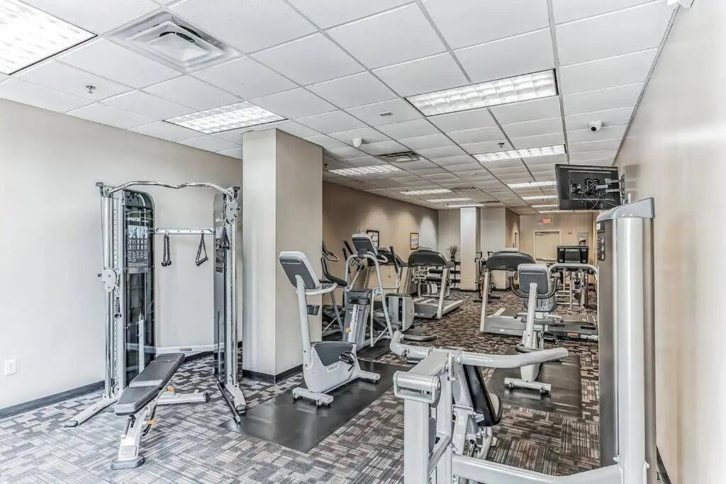 Exquisite 3 Bdr Minutes To Orlando