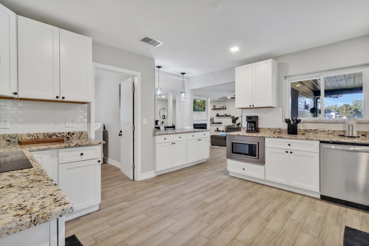Modern Front Casita Near Winter Park! Holiday home