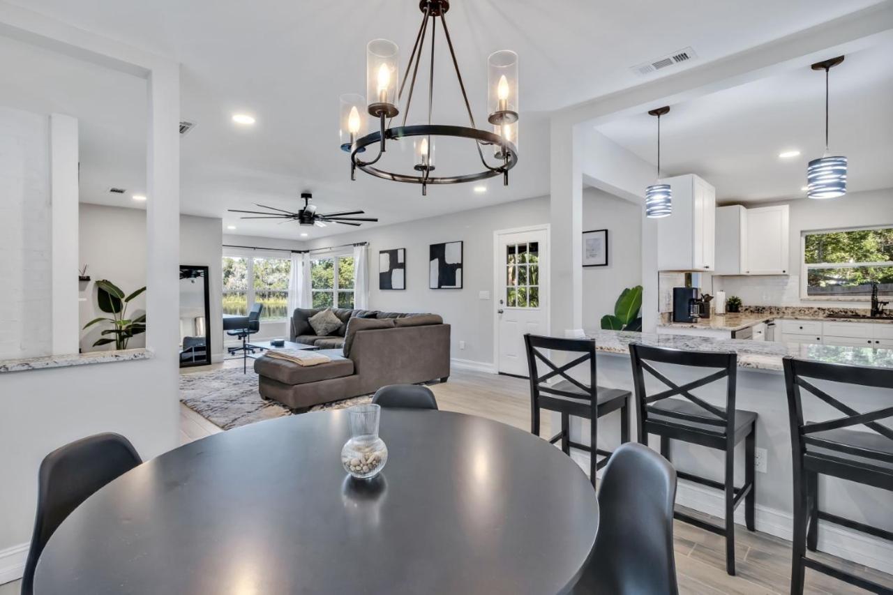 Modern Front Casita Near Winter Park! Holiday home Orlando
