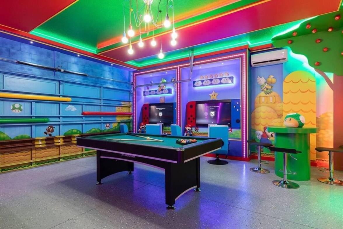 Gorgeous W Game Heated Pool *