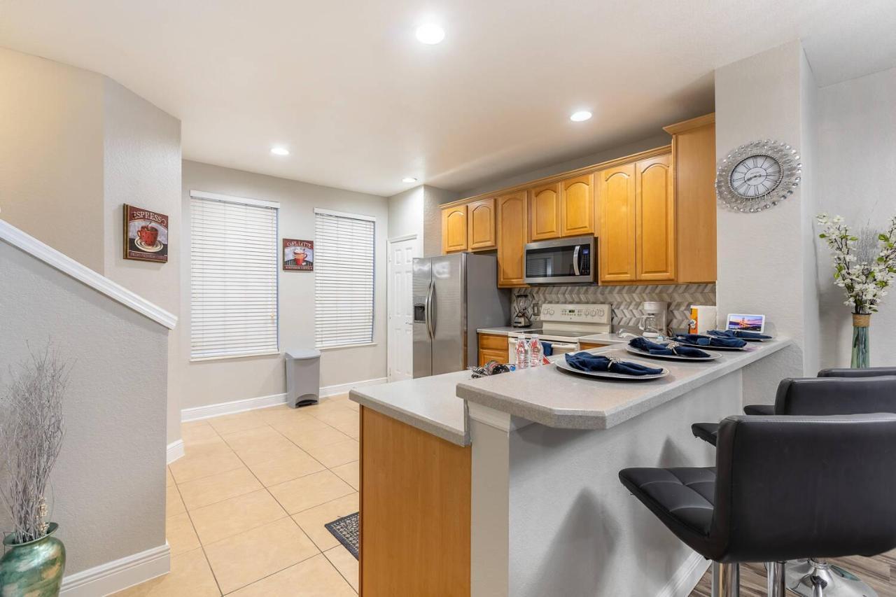 Holiday home 3br Townhouse W Perfect Location Orlando