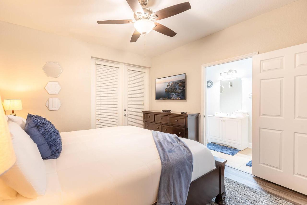 3br Townhouse W Perfect Location Holiday home