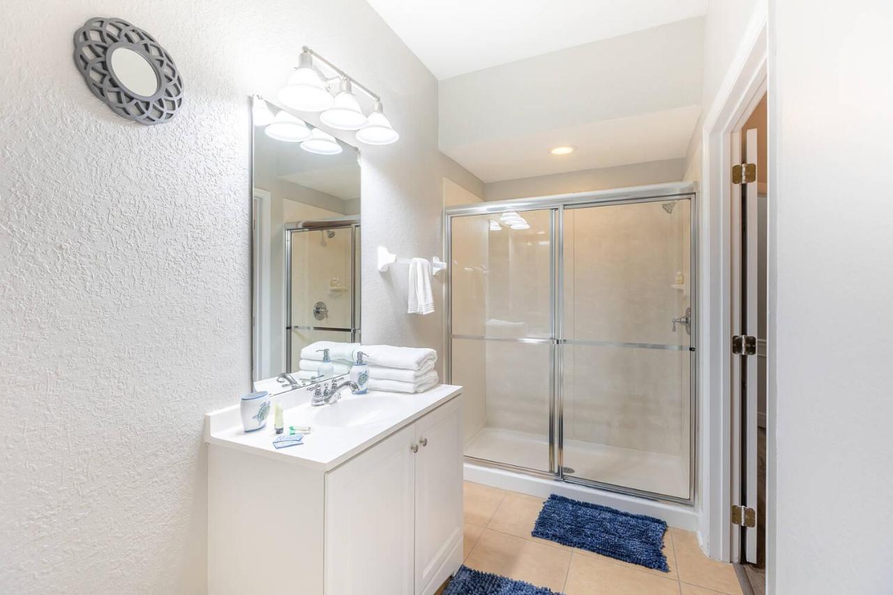 3br Townhouse W Perfect Location *