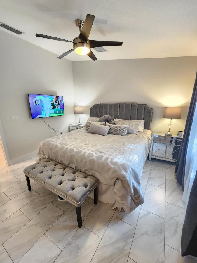 Holiday home The Orlando@college Park. Sleeps16