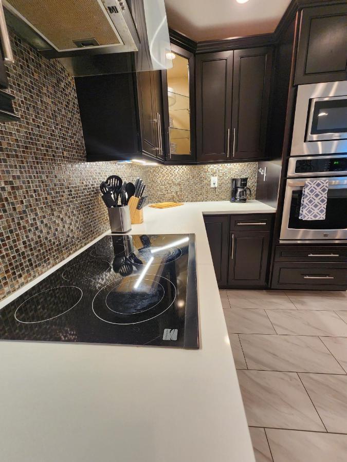 Holiday home The Orlando@college Park. Sleeps16 Orlando