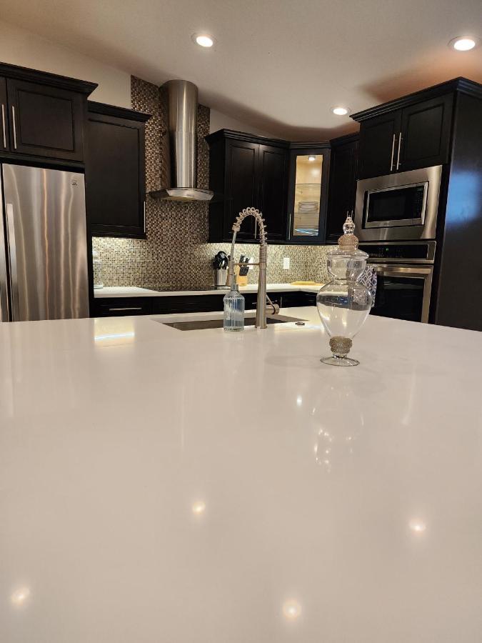 The Orlando@college Park. Sleeps16 * Orlando