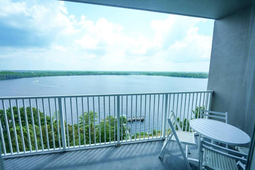Apartment 11th Floor 5 Min From