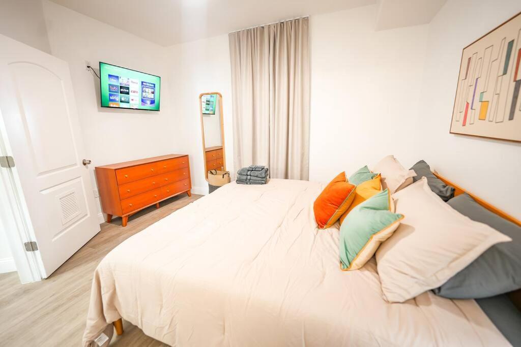 Apartment 11th Floor 5 Min From Orlando