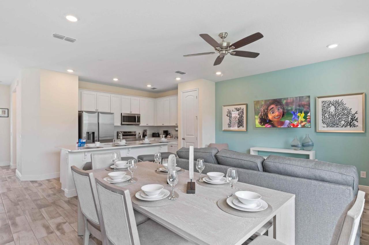 2959 Castaway Lane * Orlando