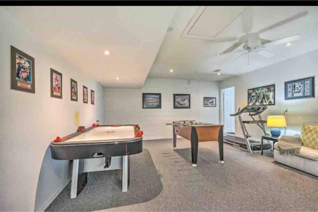 Heated Pool, And Game Holiday home Orlando