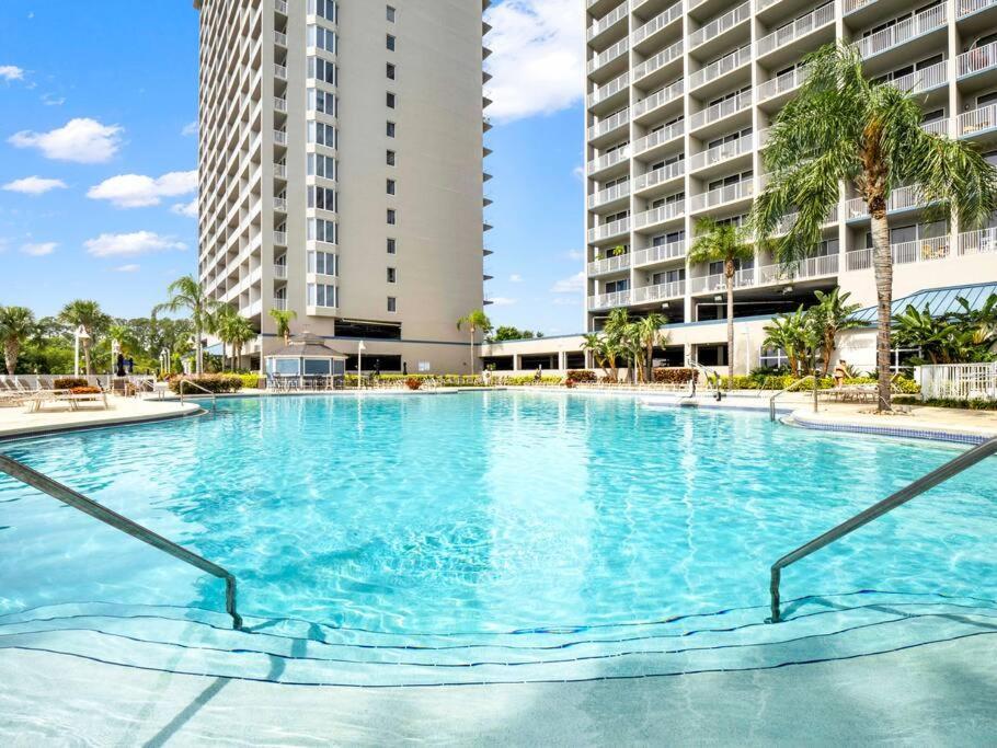 Apartment Big Pool, Stunning Lakeview, Sunrise, # 710 Orlando