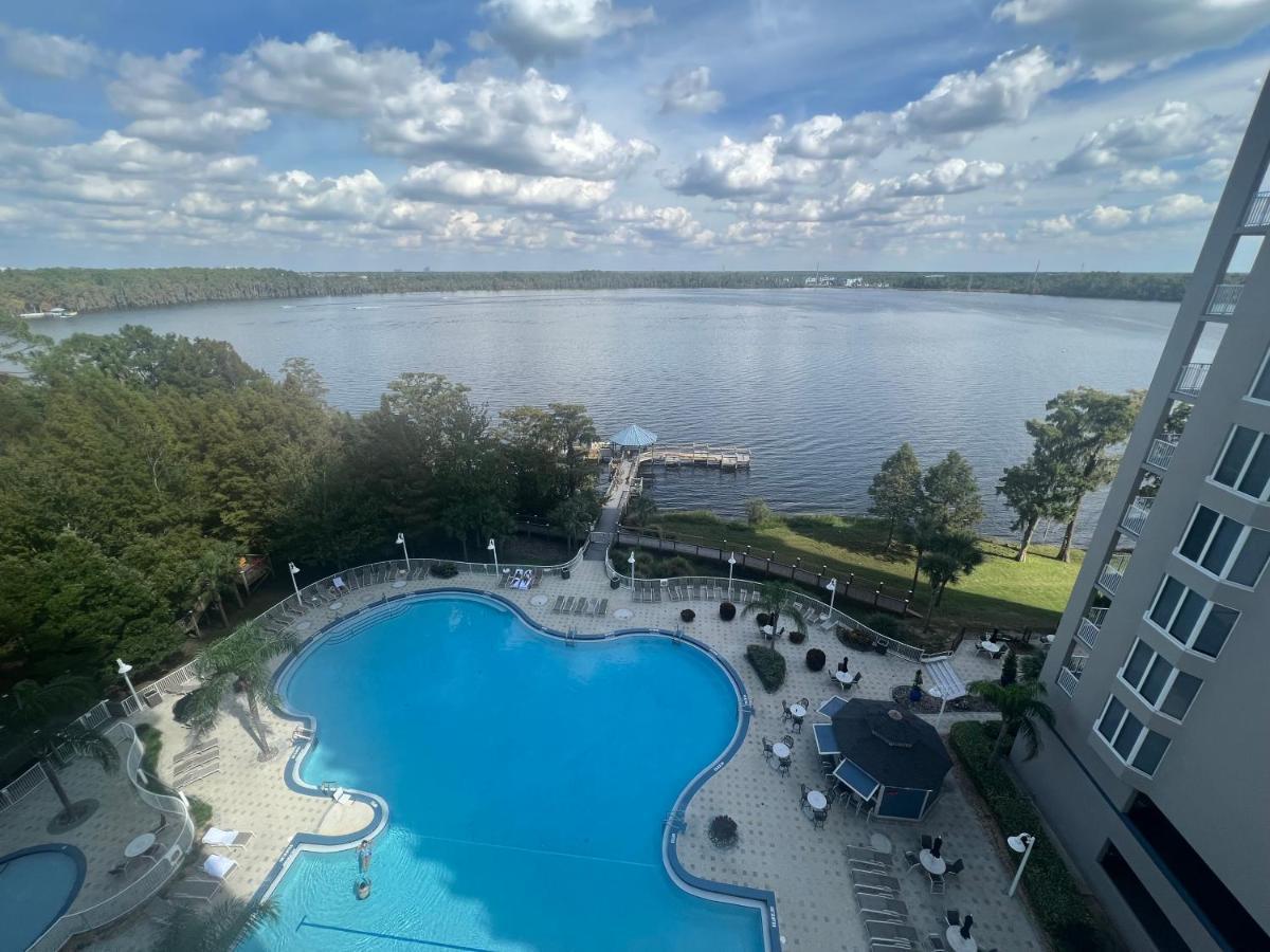 Big Pool, Stunning Lakeview, Sunrise, # 710 Apartment Orlando