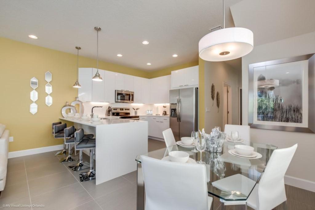Luxury Retreat With Pool Orlando
