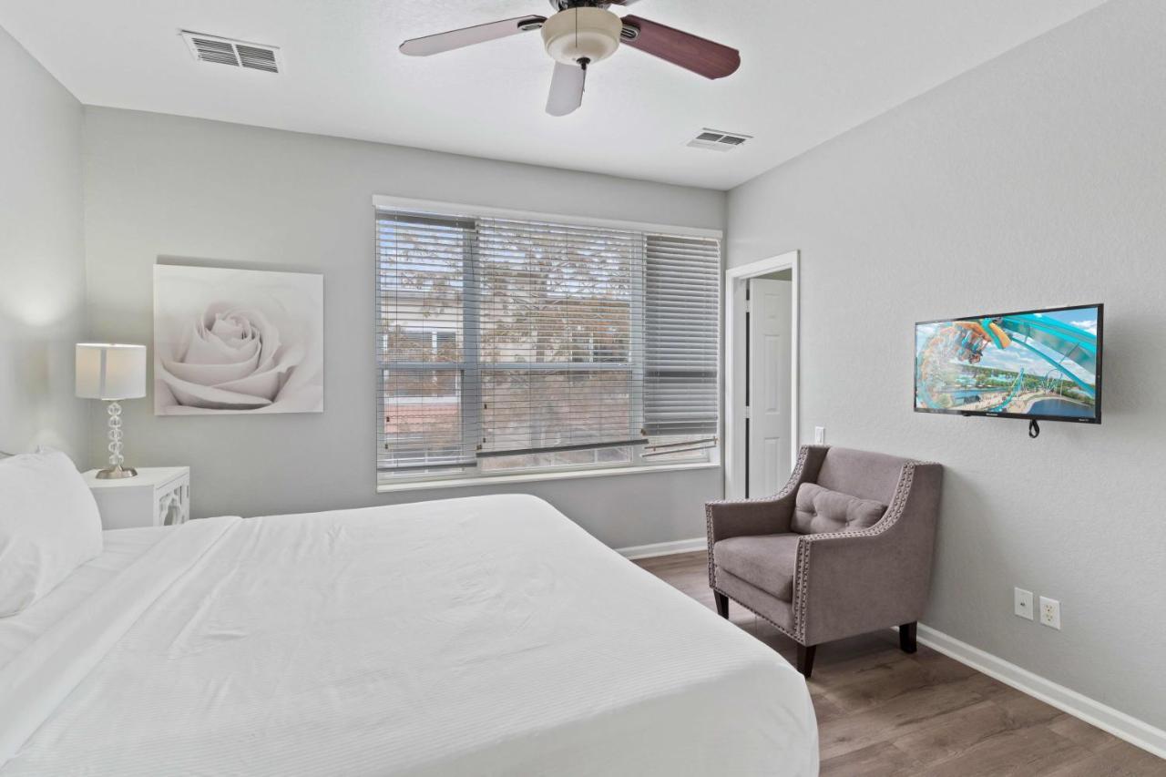 5063 Tideview Circle 66 *