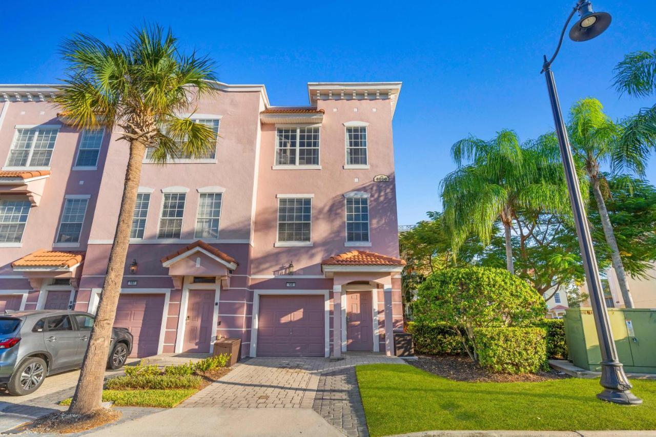 8000 Cool Breeze Drive 108 * Orlando