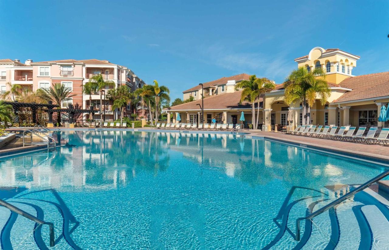 Vista Cay Condo, Sleeps 6, Near Holiday home *