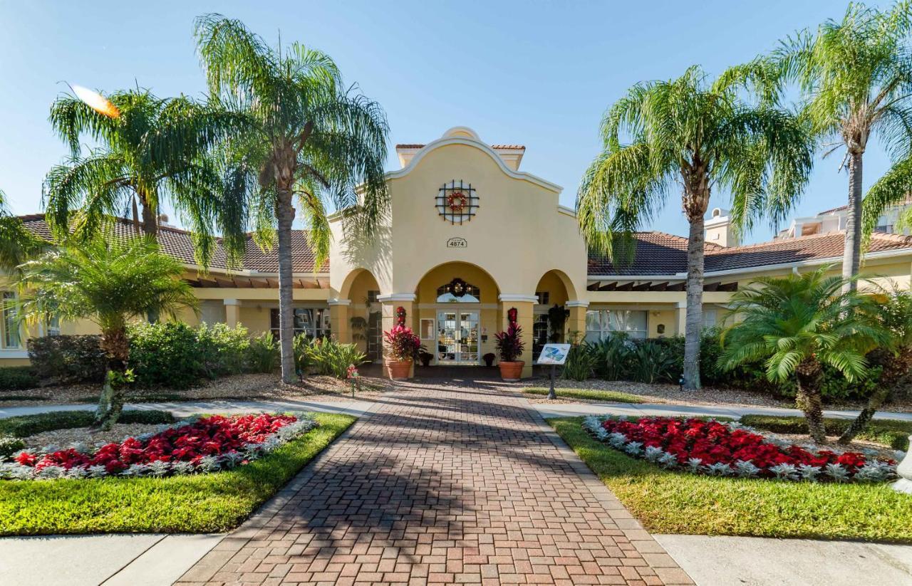 Vista Cay Condo, Sleeps 6, Near Holiday home