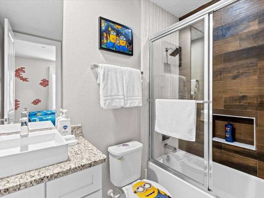 Villa Location!! Modern Luxury 2 Miles From Disney!