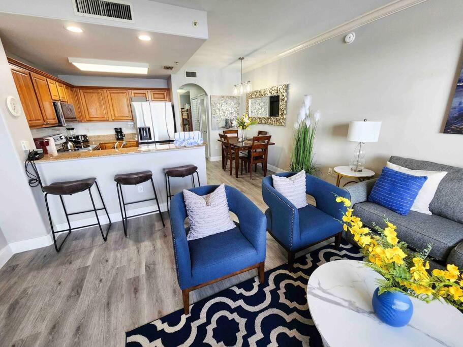 Lakeview Newly Renovated Near Apartment *