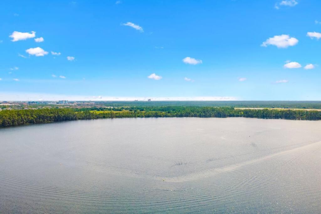 Apartment Lakeview Newly Renovated Near Orlando