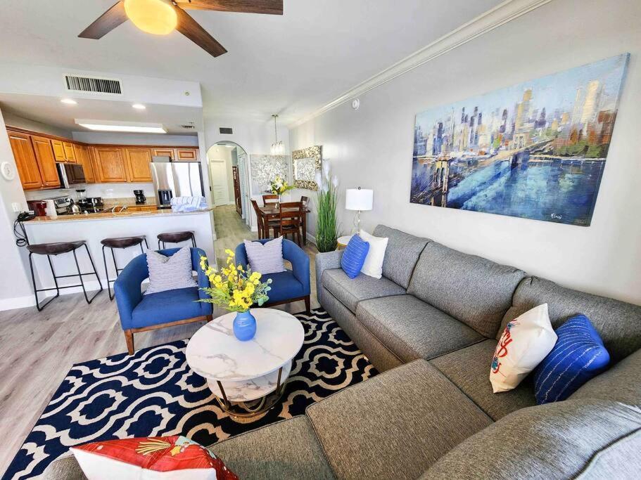 Lakeview Newly Renovated Near *
