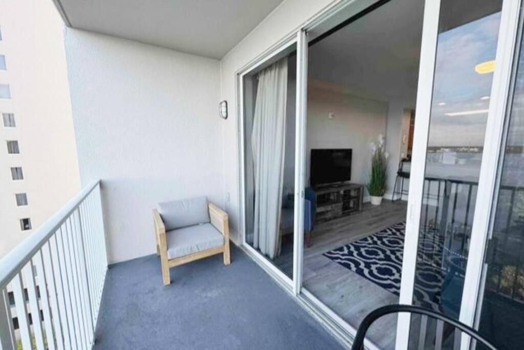 Apartment Lakeview Newly Renovated Near Orlando