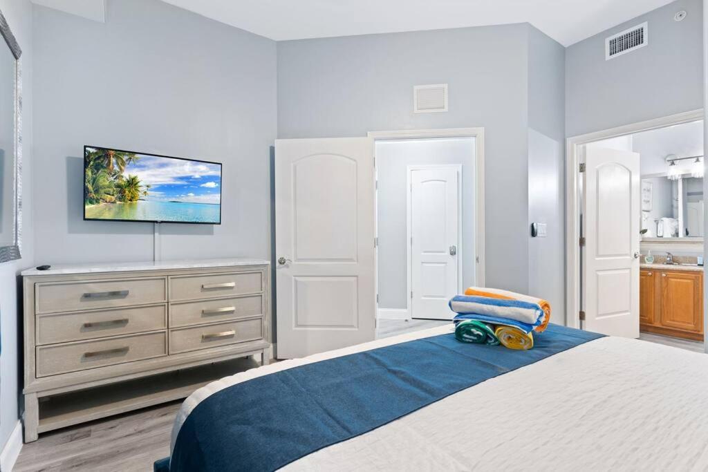 Lakeview Newly Renovated Near Apartment *