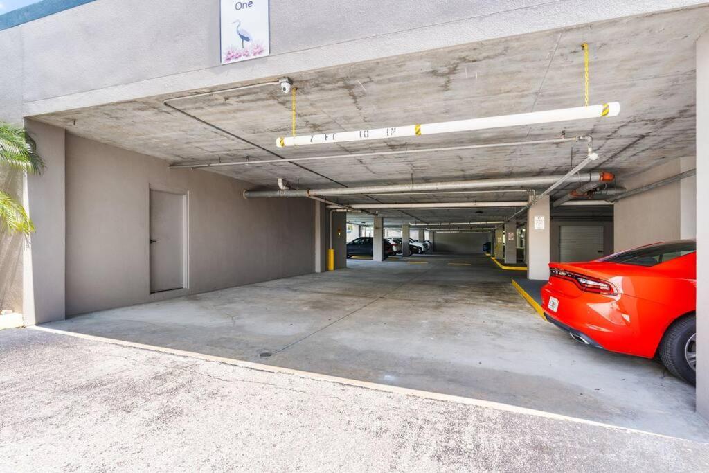 Lakeview Newly Renovated Near Apartment Orlando