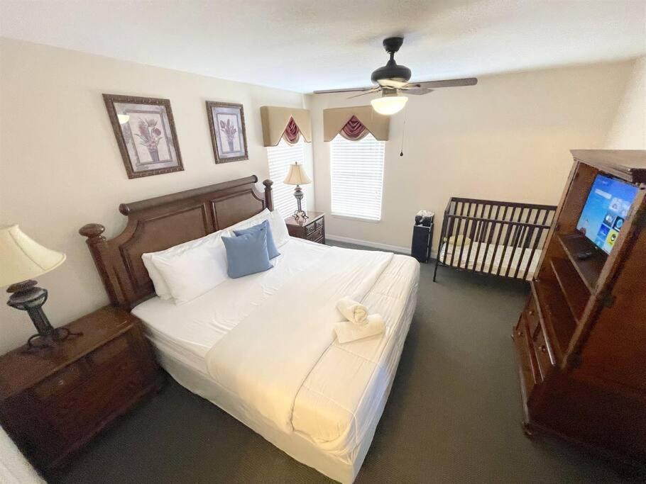 Holiday home Family Home, Pool, Spa, View, Gated -301