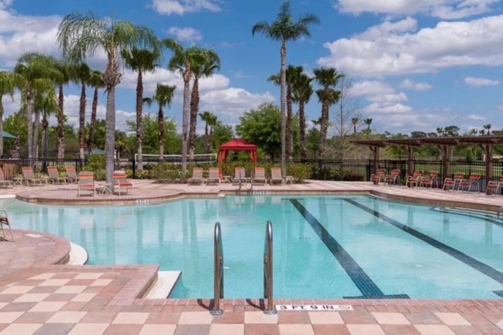 Holiday home Family Pool Home, Gated Resort, Near & Golf -209 *