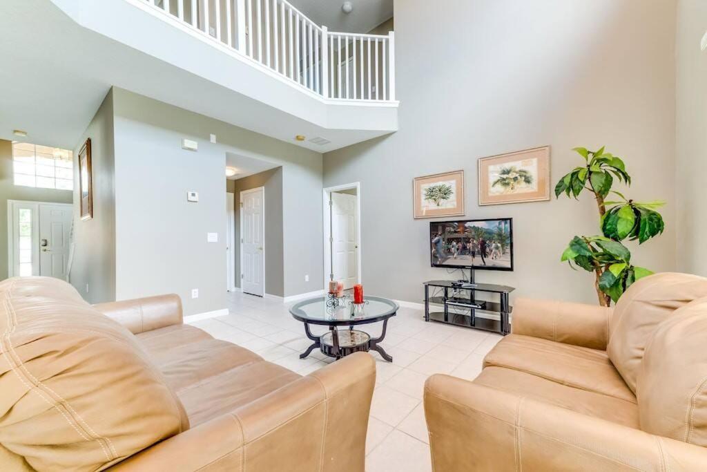 Holiday home Family Pool Home, Gated Resort, Near & Golf -209 Orlando