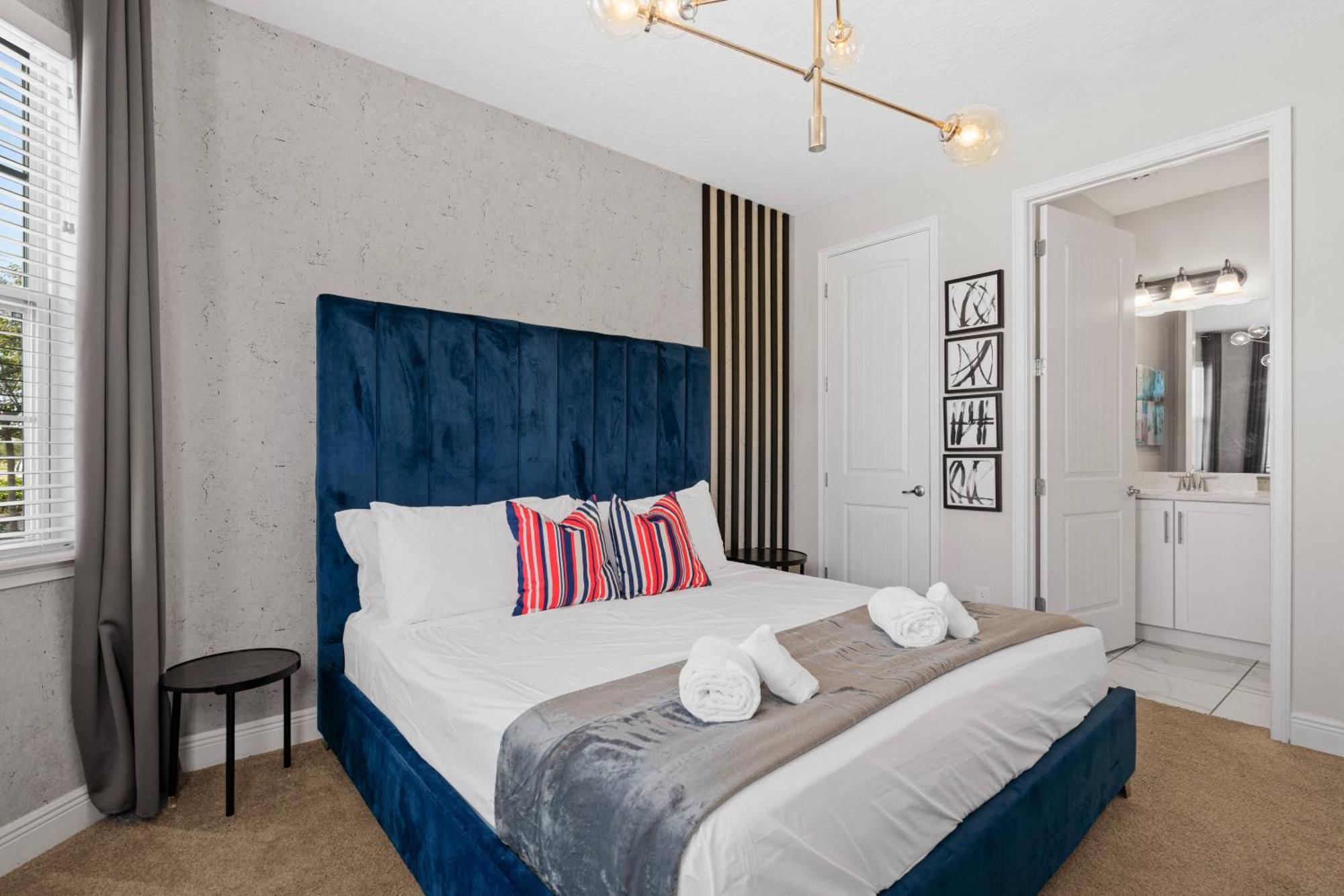 Holiday home Dream 11 Bd Vacation Home, Cinema, Themed Bedrooms, Pool Orlando