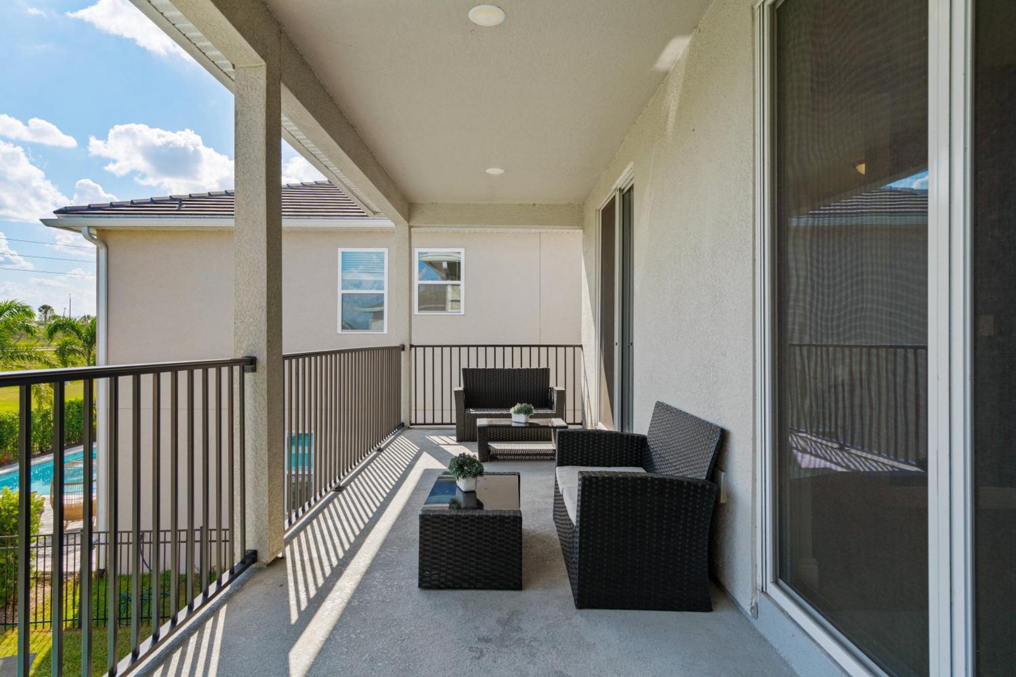 Dream 11 Bd Vacation Home, Cinema, Themed Bedrooms, Pool Holiday home