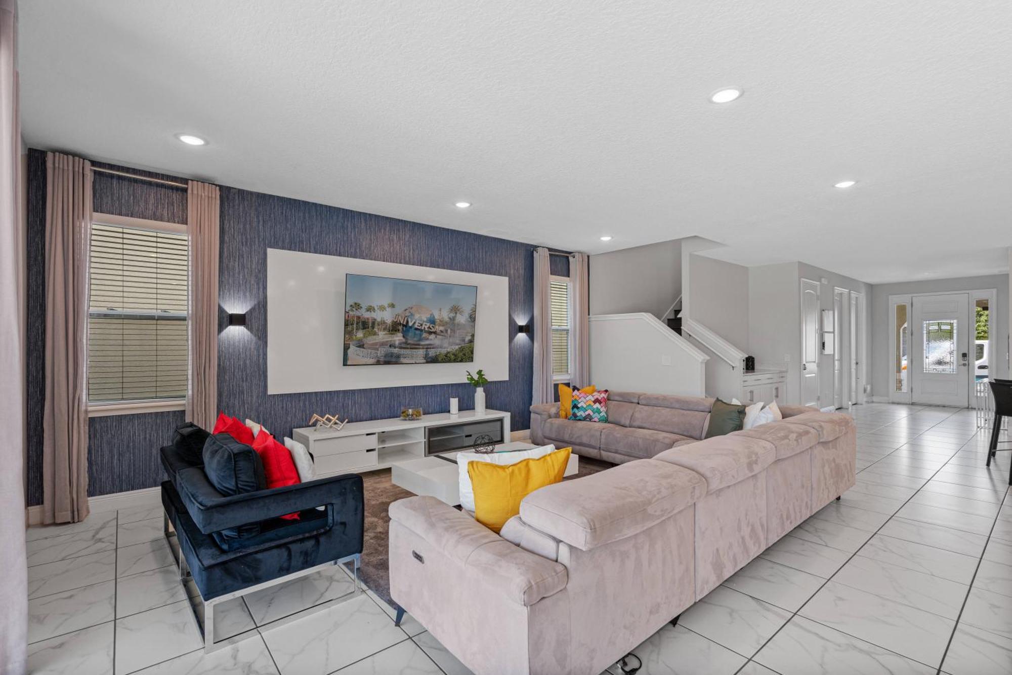 Dream 11 Bd Vacation Home, Cinema, Themed Bedrooms, Pool *