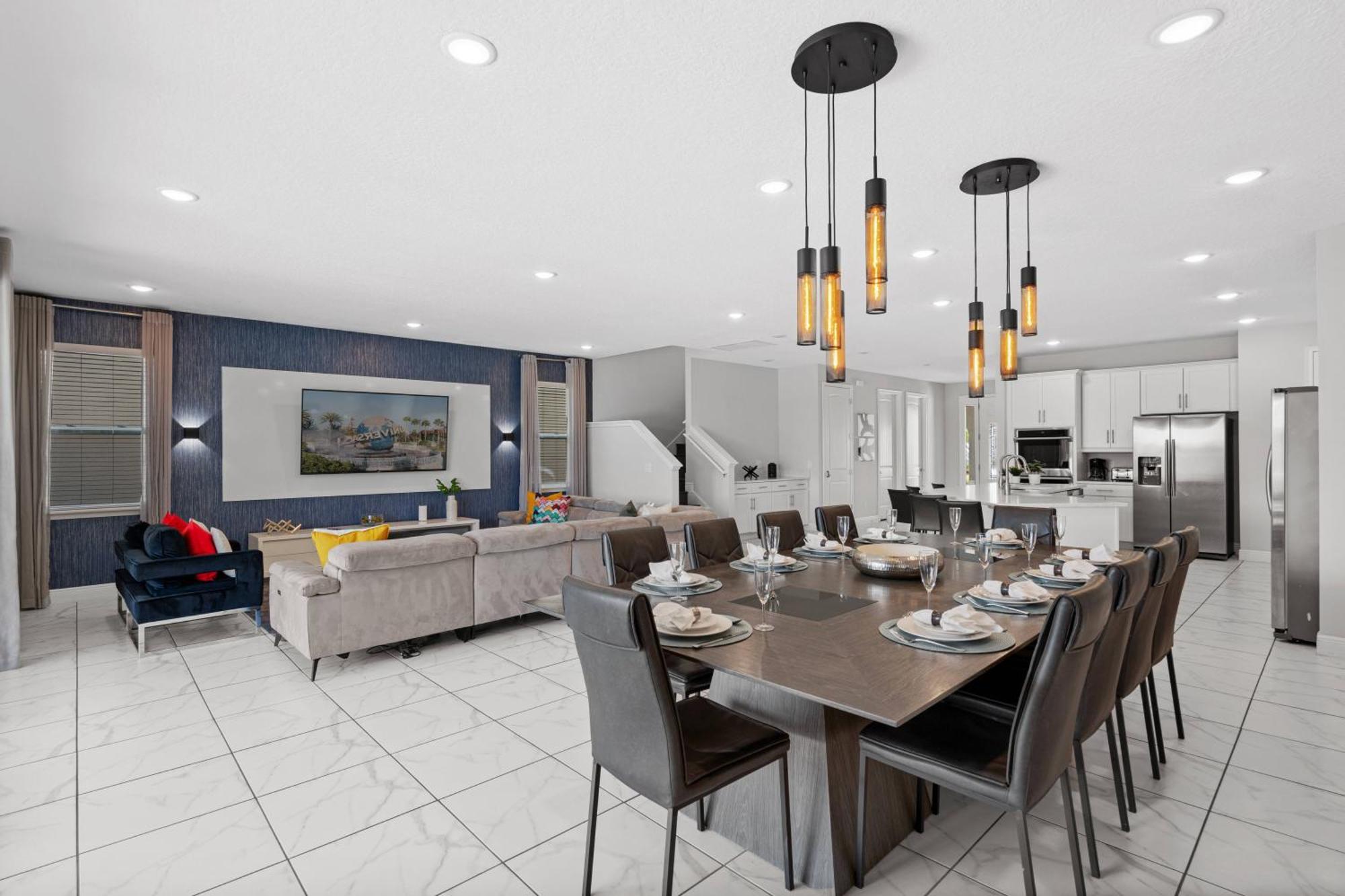 Dream 11 Bd Vacation Home, Cinema, Themed Bedrooms, Pool