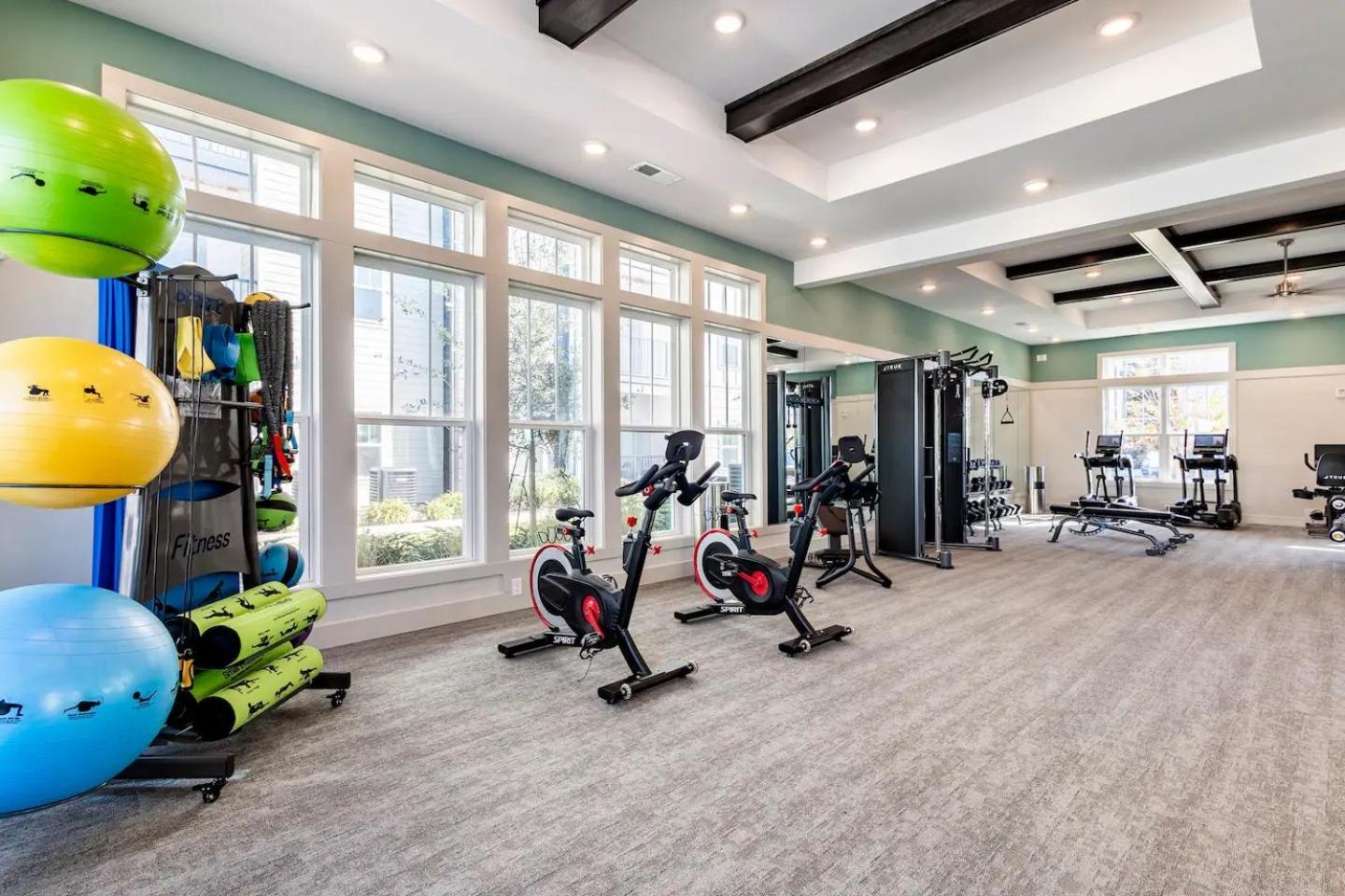 Apartment Complete Vibrant 10 Min To Parks Pet-friendly Resort-style Amenities Orlando