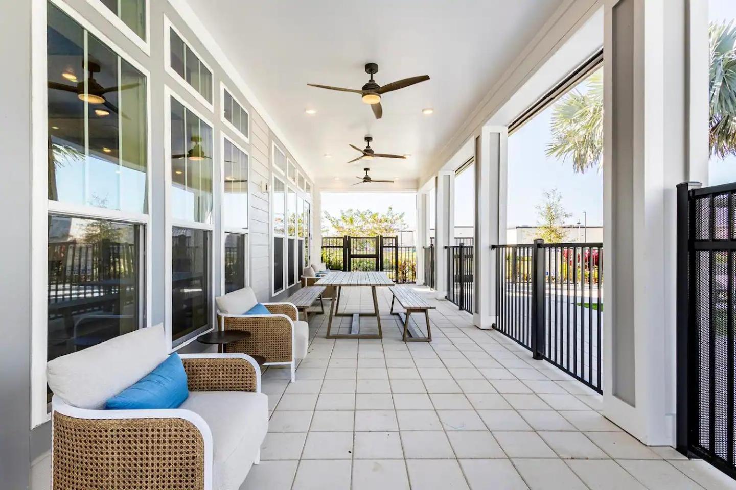 Apartment Complete Vibrant 10 Min To Parks Pet-friendly Resort-style Amenities