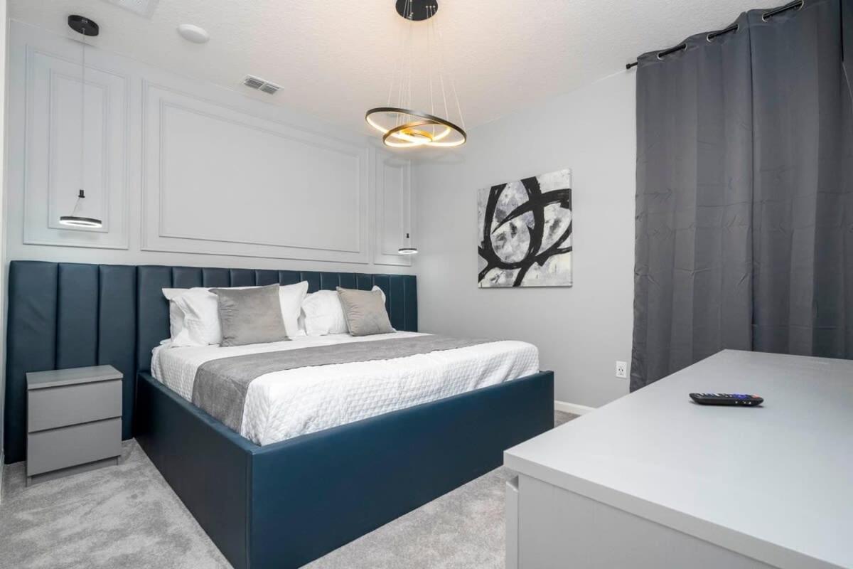 6163 Fantastic With 12bd Orlando