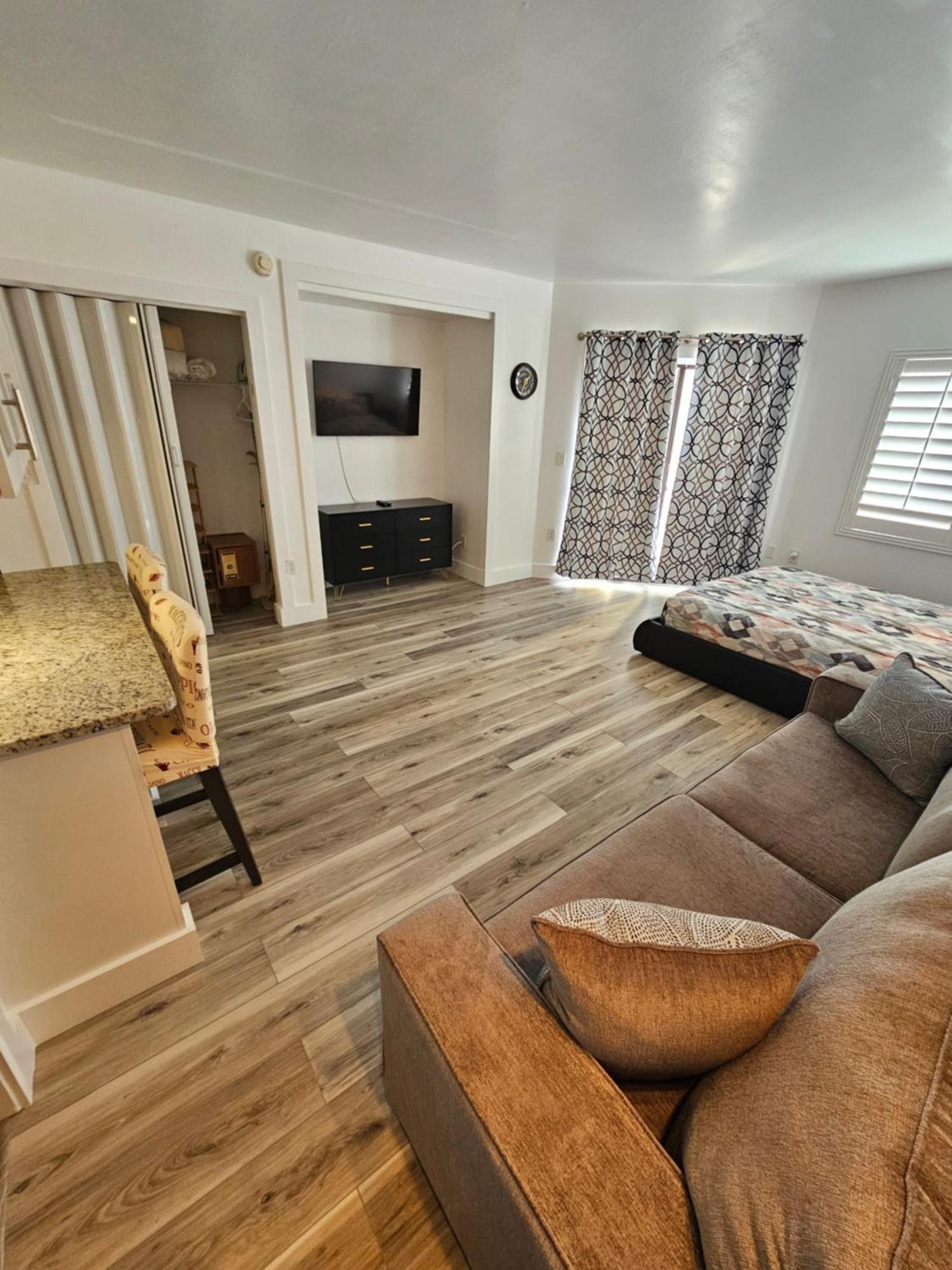 Apartment Cozy On International Dr. Near Universal
