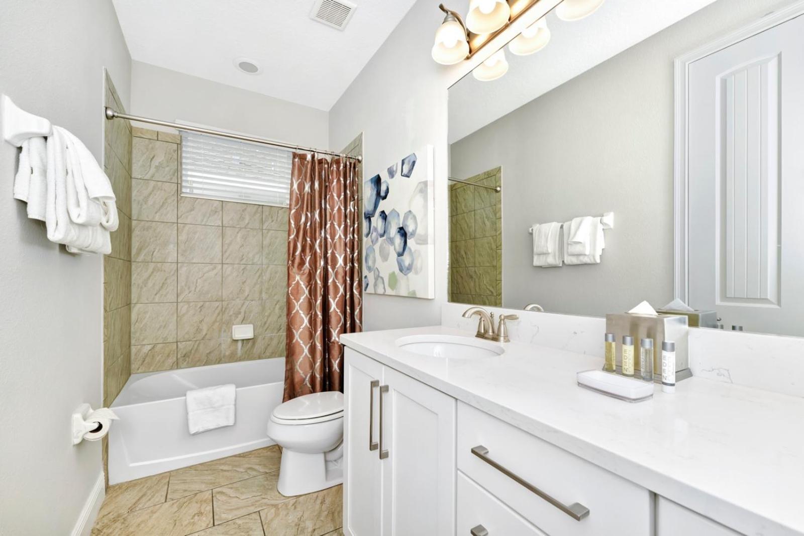 Beautiful Near With Private Pool & Encore Water Park Access - 300b Apartment