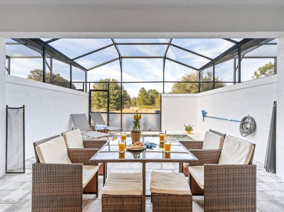 Your Next Ig Post: Luxury Modern Close To Villa