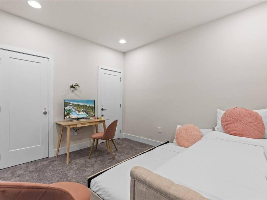 Your Next Ig Post: Luxury Modern Close To