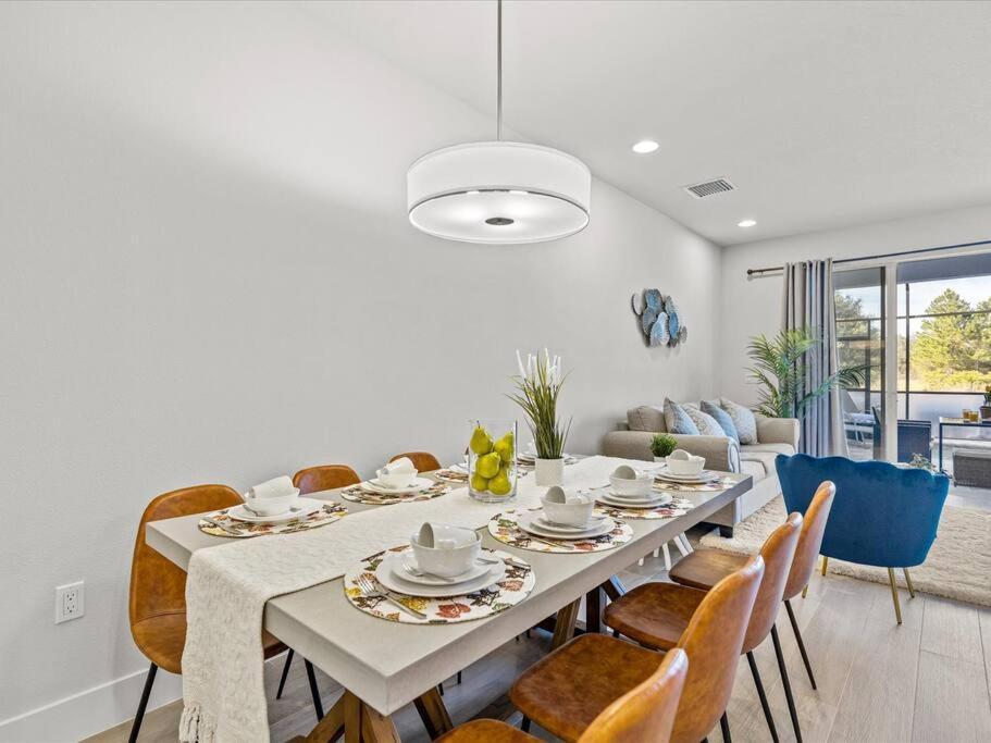 Your Next Ig Post: Luxury Modern Close To Villa *